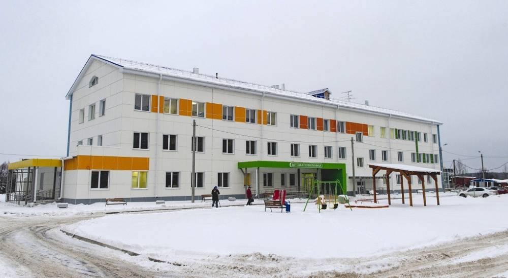 В Соликамске завершили строительство детской поликлиники