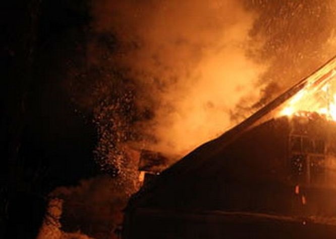 На пожаре в Пермском крае погибли три человека