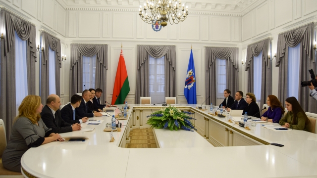 Молодежные объединения при депутатских корпусах Перми и Минска заключили соглашение о сотрудничестве