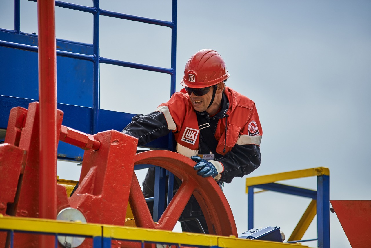 Лукойловцы подняли из недр Прикамья 750-миллионую тонну нефти с момента начала нефтедобычи в регионе