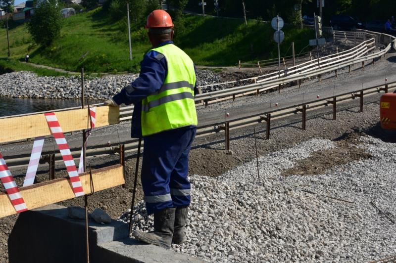 После ремонта дорог по федеральной программе в Перми вновь идут ремонтные работы