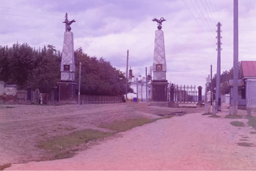 Инвестор отказался финансировать восстановление стелы «Сибирская застава» в Перми