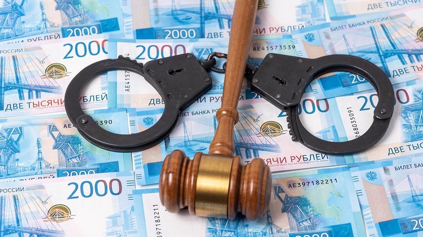 В Перми судебный пристав незаконно обналичила 164 миллиона рублей