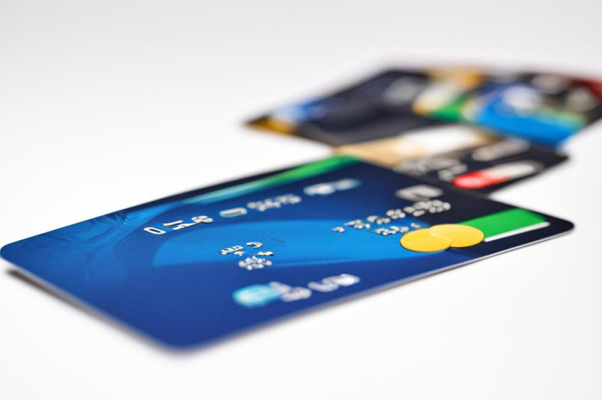 Прикамцы стали на 11% чаще расплачиваться банковскими картами