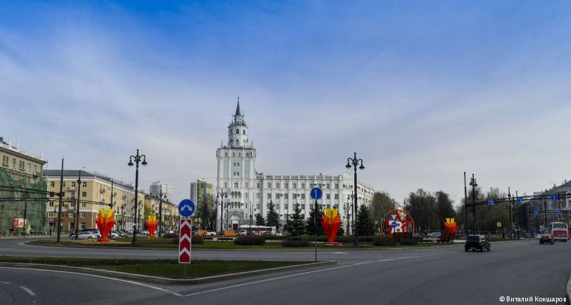 В Перми на Компросе временно разрешили движение по полосам для автобусов